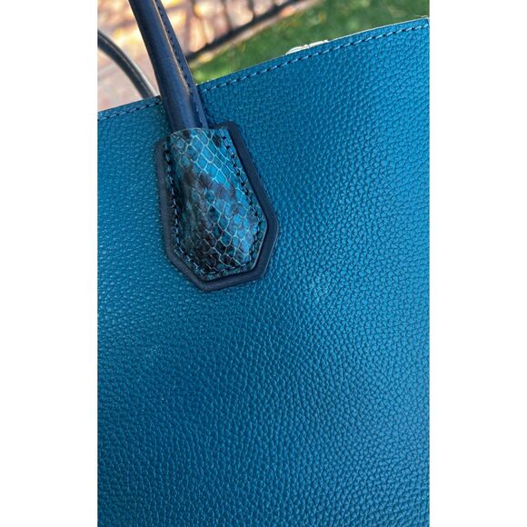 Michael Kors Pebbled Leather Accordion Tote Bag with removable cross body BEAUTY - Picture 8 of 16